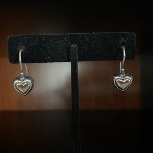 Two-tone heart earrings